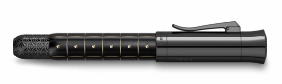 STYLO DE L'ANNÉE 2019 BLACK ÉDITION SAMURAÏ PLUME MOYENNE