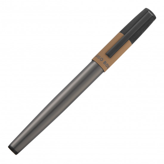 GEAR BALANCE PLUME