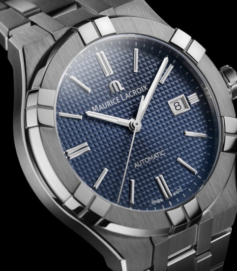 AIKON AUTOMATIC DATE CADRAN BLEU 42mm