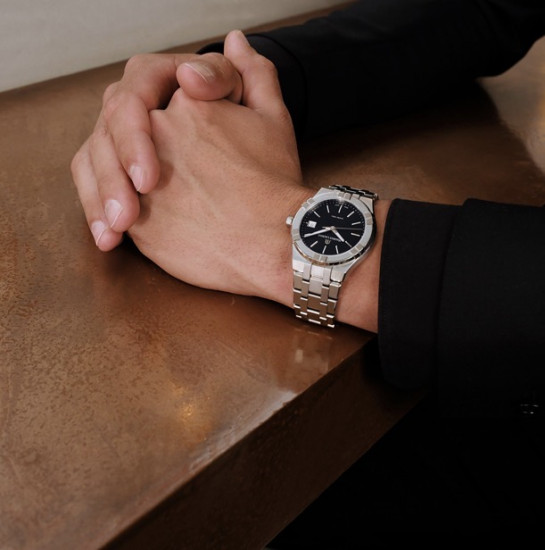 AIKON QUARTZ DATE CADRAN NOIR 40mm